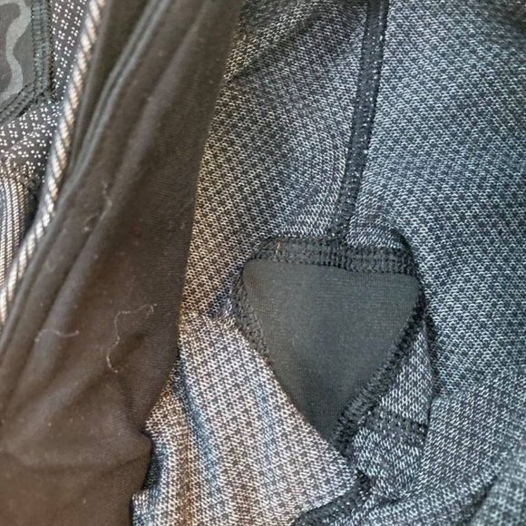 LULULEMON Wunder Under Crop *Sashiko- Luon. Cropped leggings. Size 4 - Picture 4 of 7